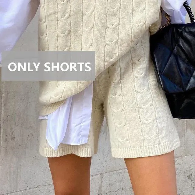 2 Piece Sleeveless Sweater Top Vest And Shorts Mini Matching Set Knitted Autumn Winter Two Piece Set Casual Oversize Jumper Suit Party Outfits