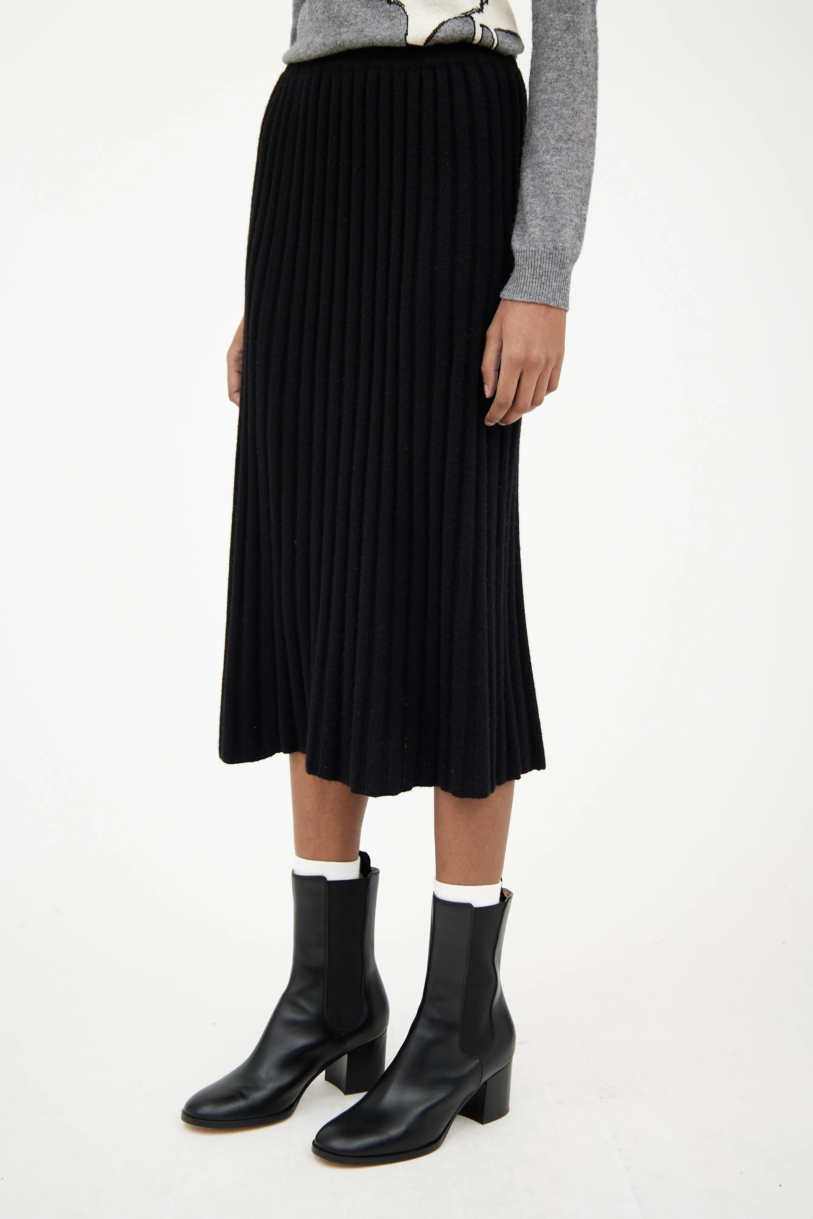 Black Ribbed Cashmere Skirt