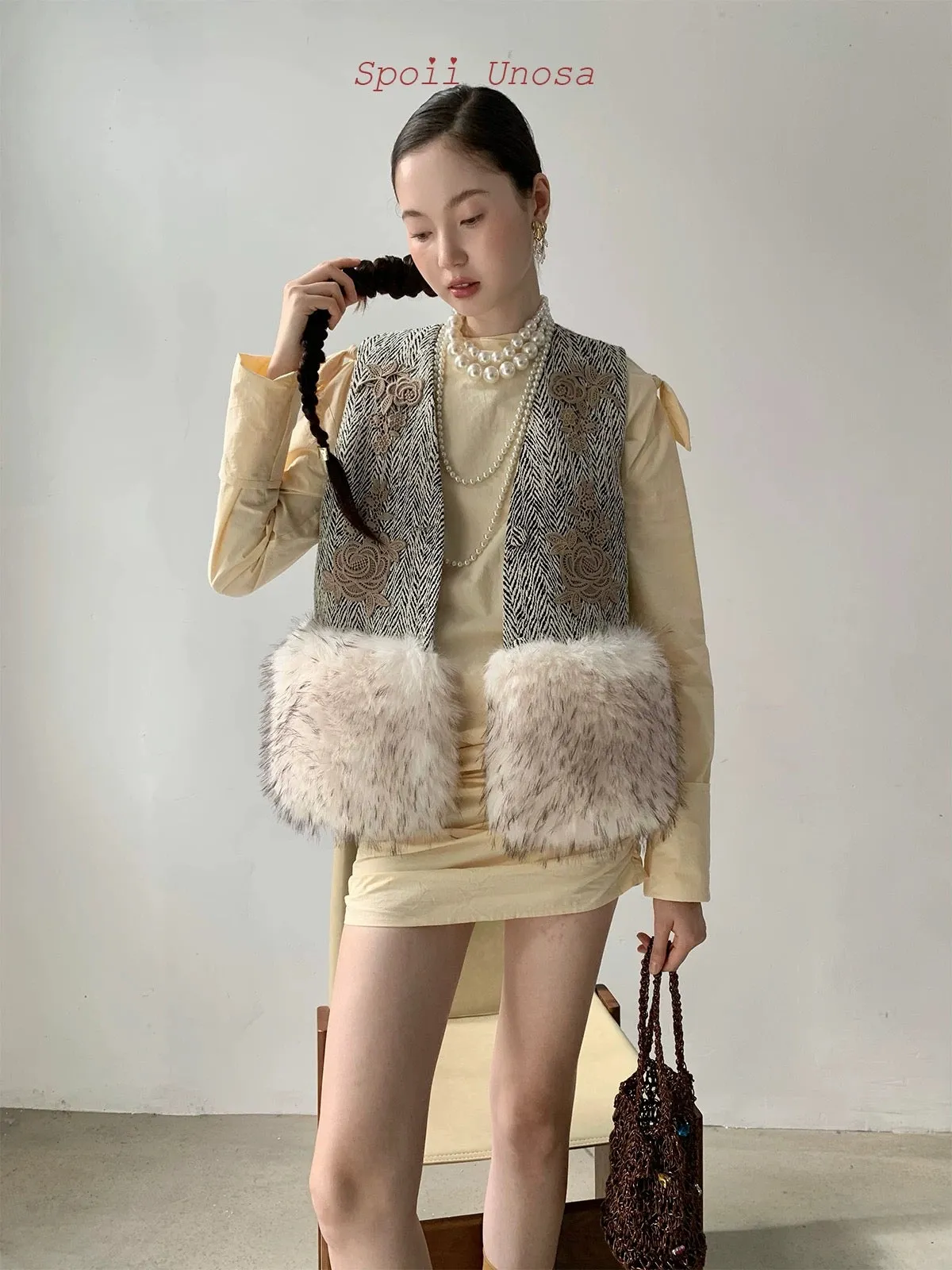 [SPOII UNOSA] Vintage Charm Faux Fur Autumn Vest