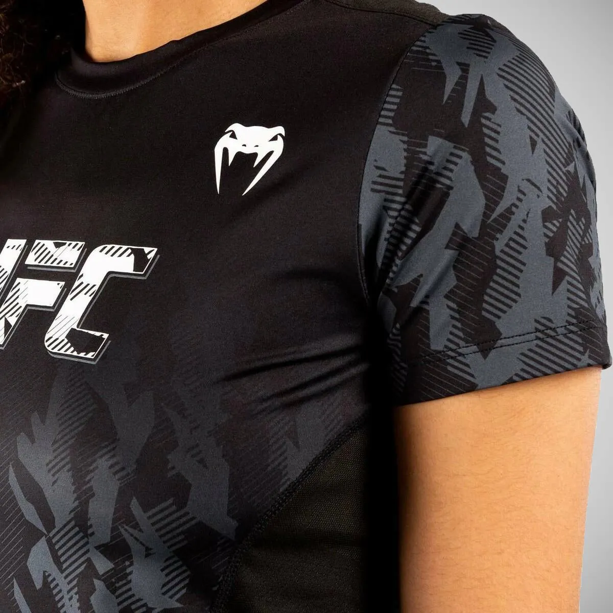 Venum UFC Authentic Fight Week Women's Dry Tech T-Shirt Black