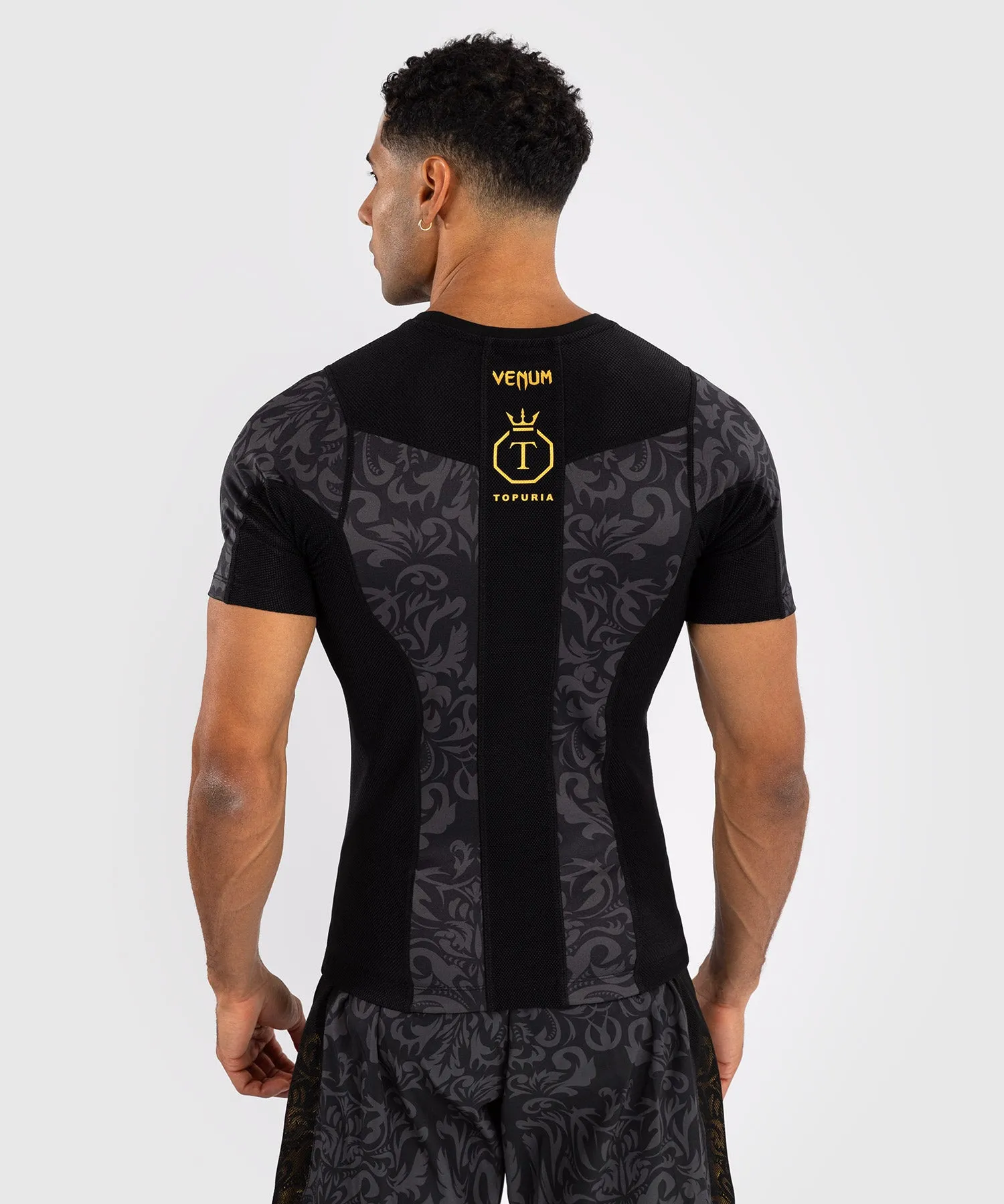 Venum x Ilia Topuria Unmatched Short Sleeve Rashguard - Black/Gold