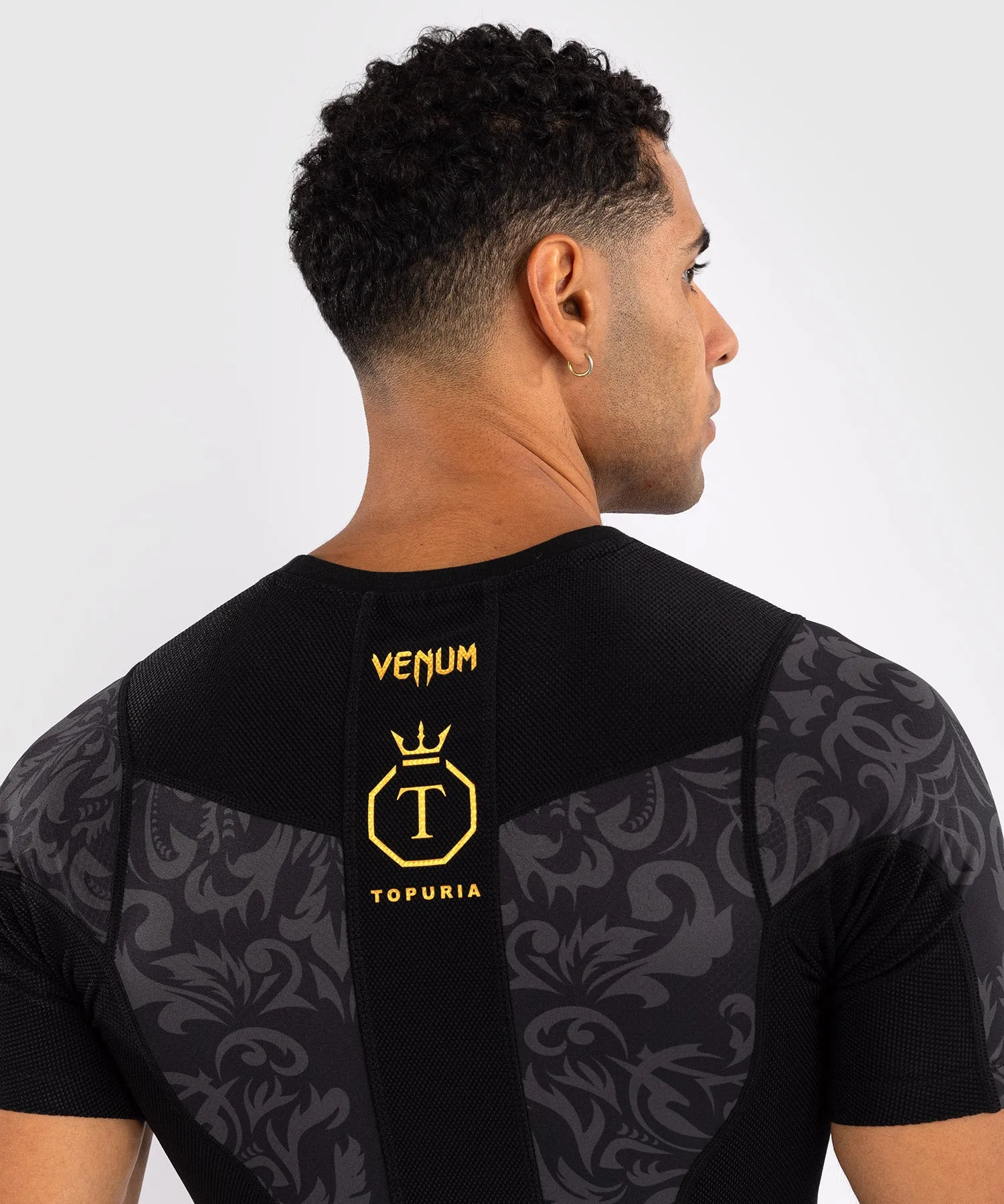 Venum x Ilia Topuria Unmatched Short Sleeve Rashguard - Black/Gold