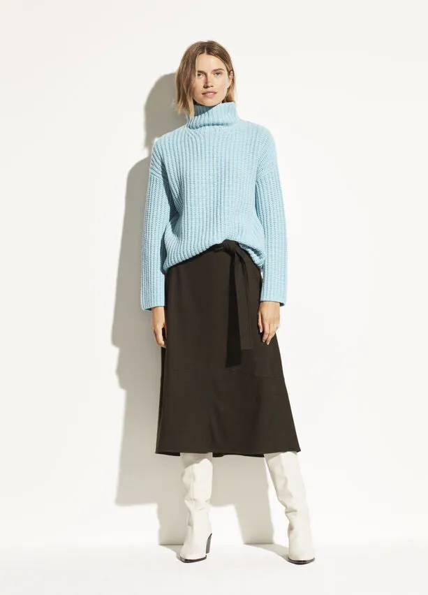 Vince - Lofty Rib Turtleneck Sweater in Aria