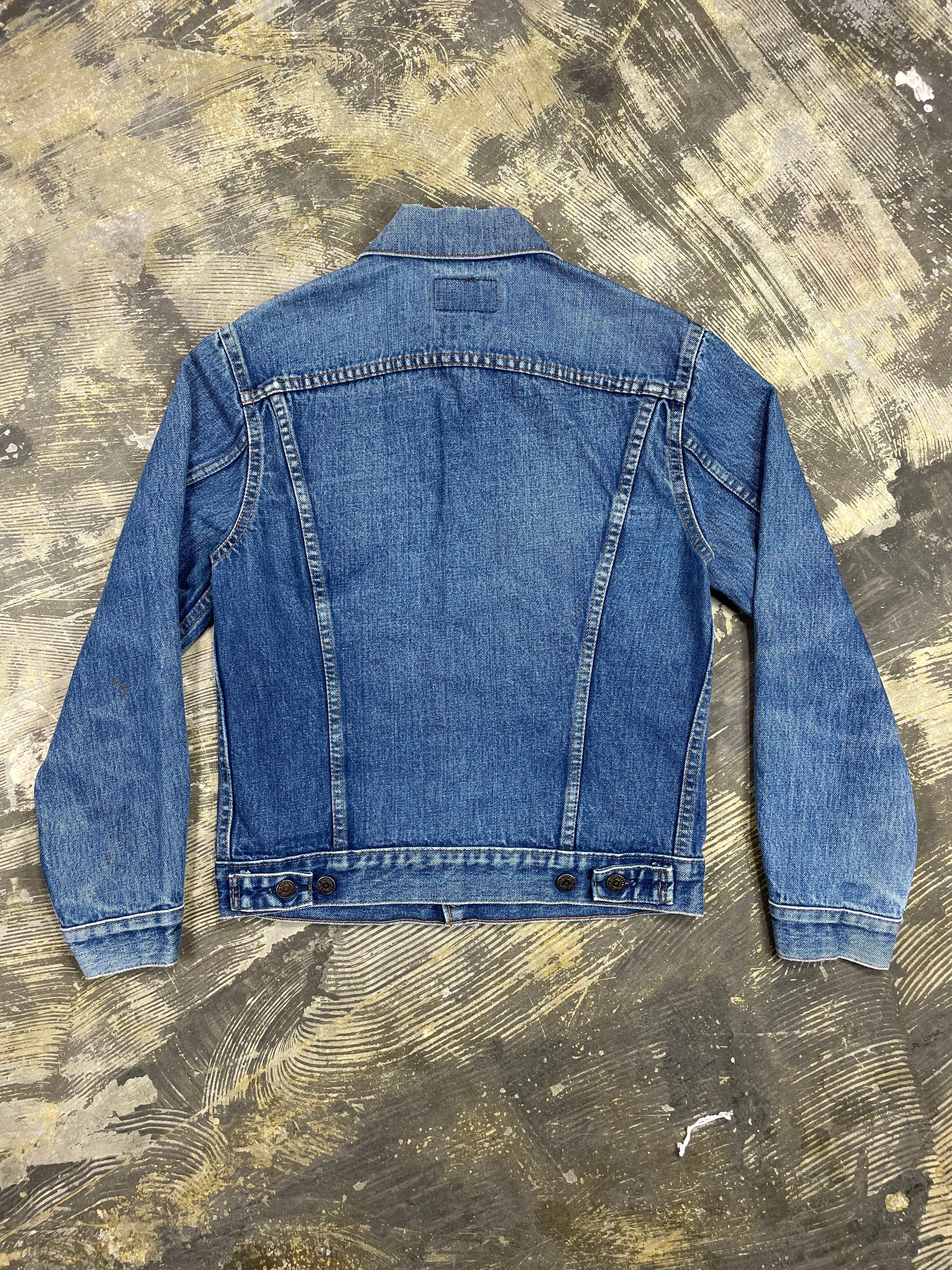 Vintage Levi Premium Wash Denim Trucker Jacket (JYJ-176)