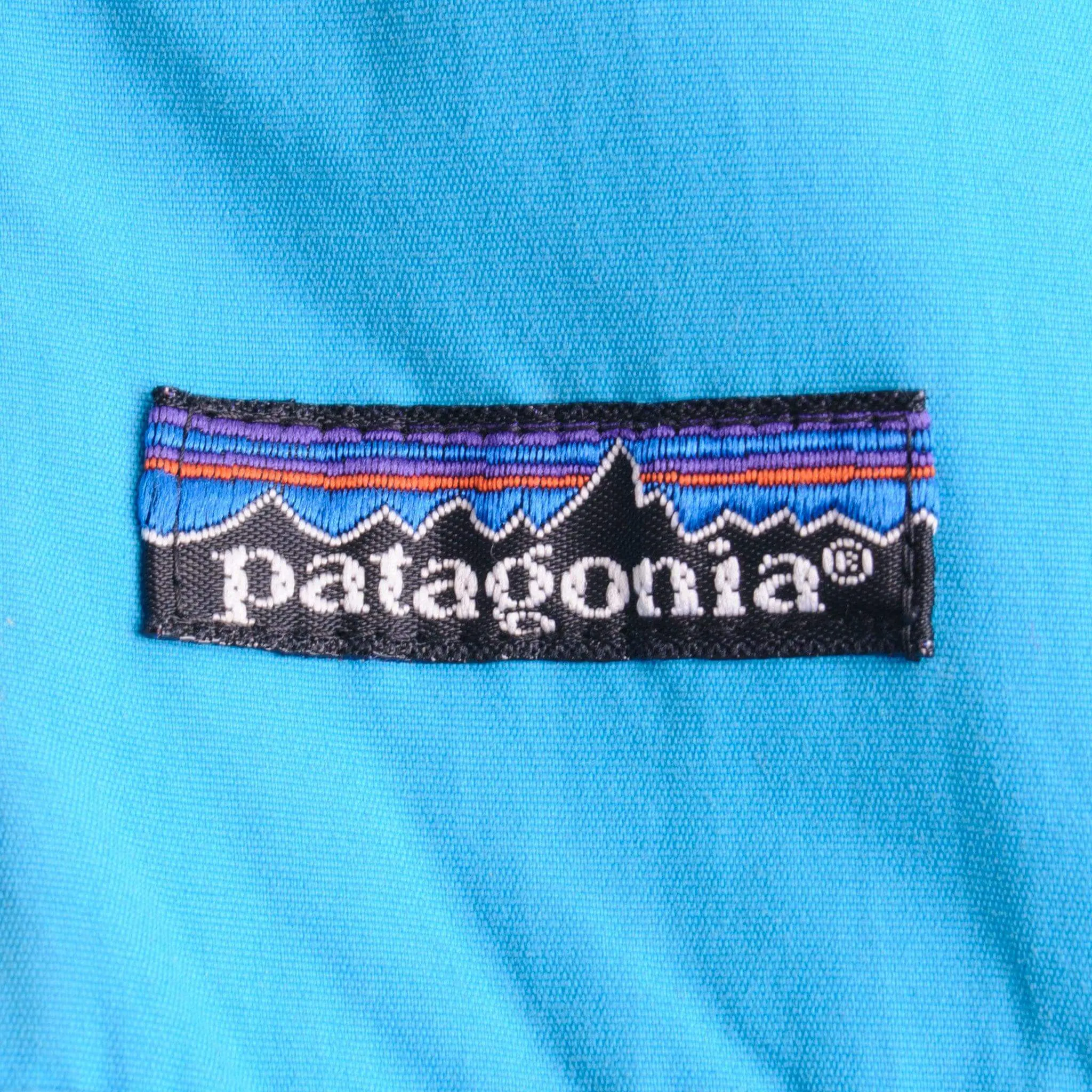 VINTAGE PATAGONIA WINDBREAKER JACKET WITH HOOD SIZE MEDIUM 1990s